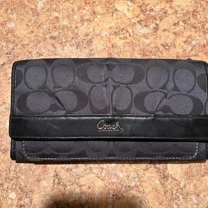 Coach wallet